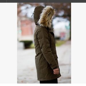 J Crew Olive Nordic Park Size XS